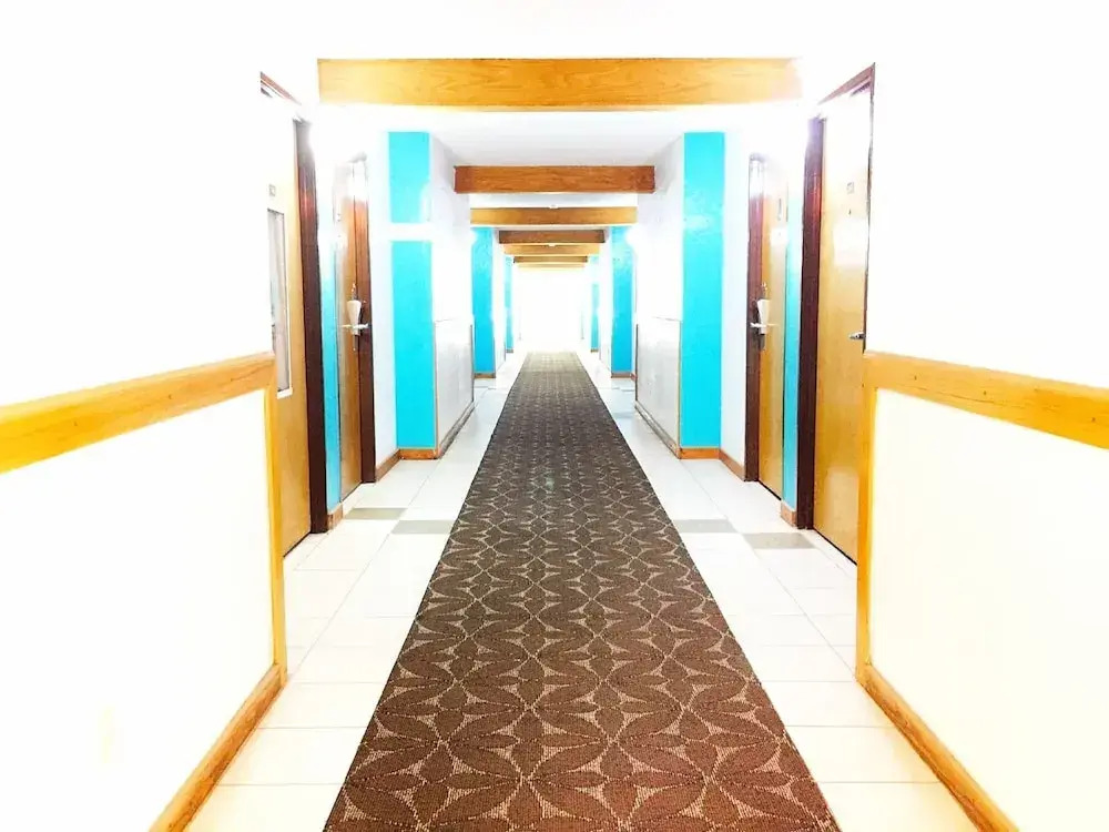 Courtesy Inn