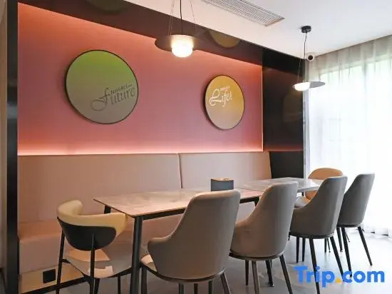 zhiyi hotel