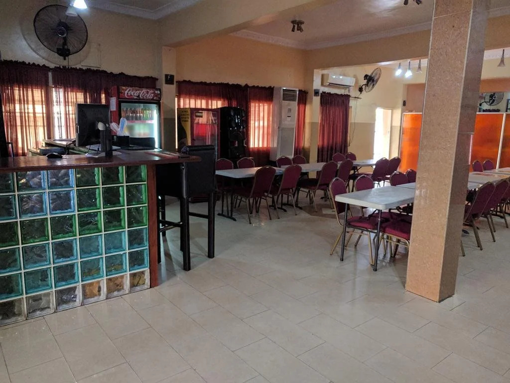 Whitehouse Msquare Hotel