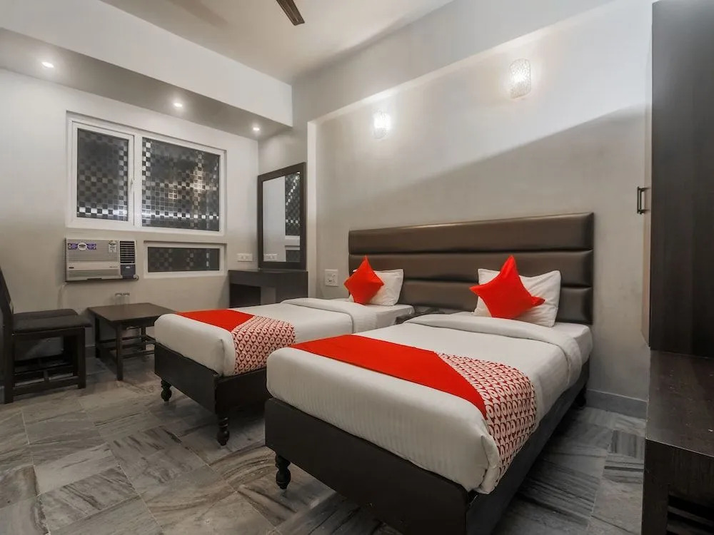 OYO 14995 Hotel Starline Paltan Bazar
