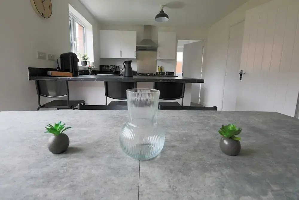 The Haven Modern 4-bed Home With Garden