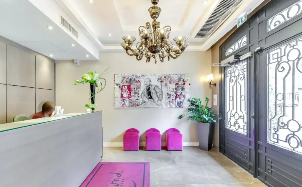 LEdmond Hotel Parc Monceau