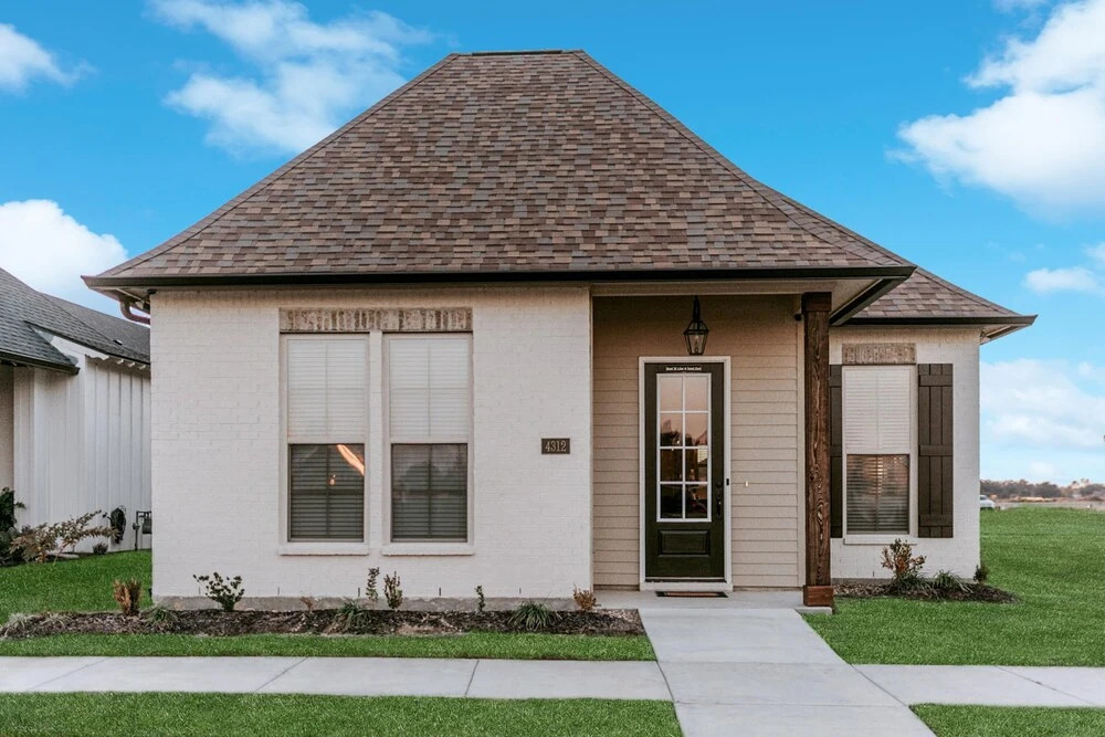 Brand New Contemporary Long Term Stay