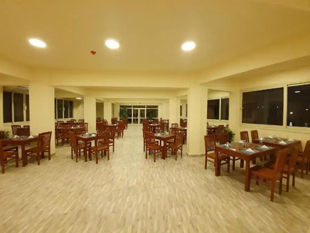 Fanar Hotel