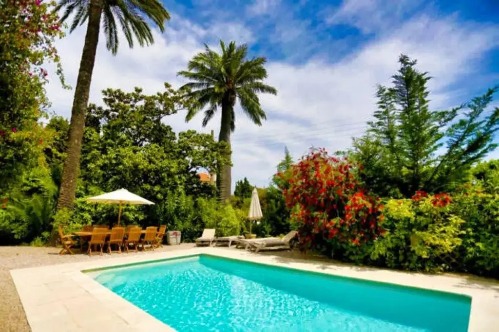 Beautiful early 1900's classic villa sea views