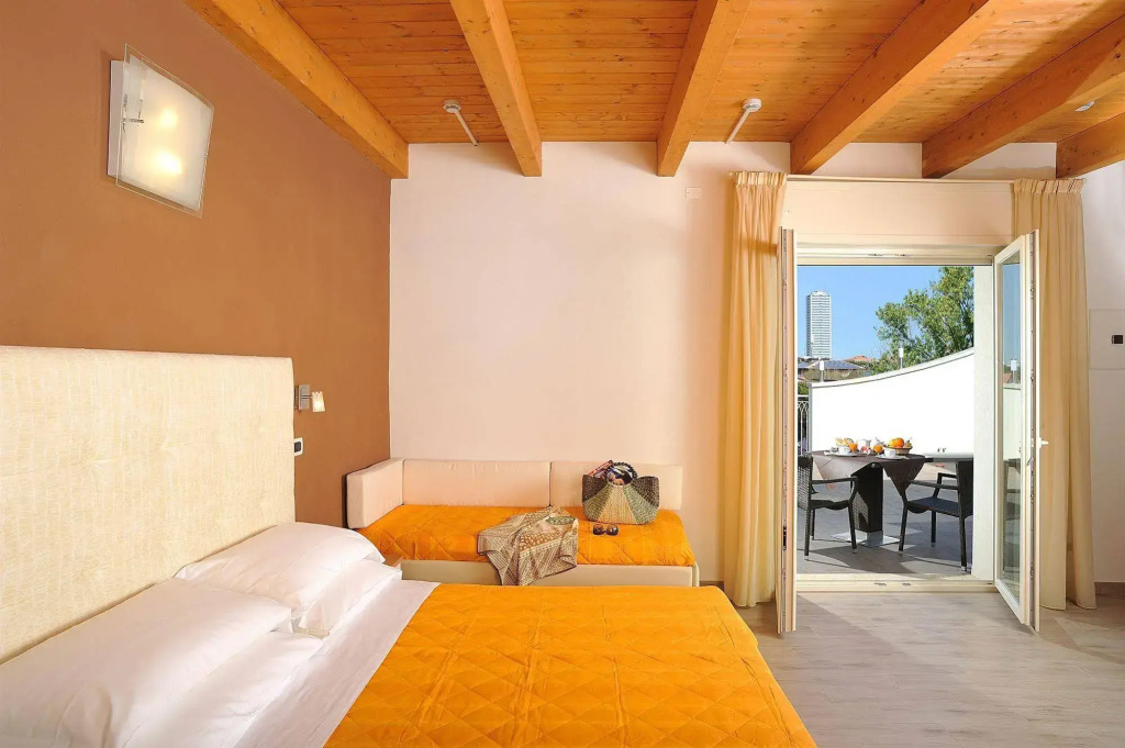 Hotel Favorita Easy Stay B&B