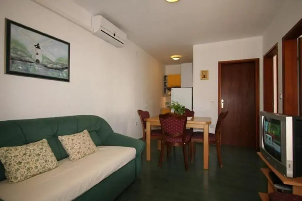 Apartment Ruzmarin