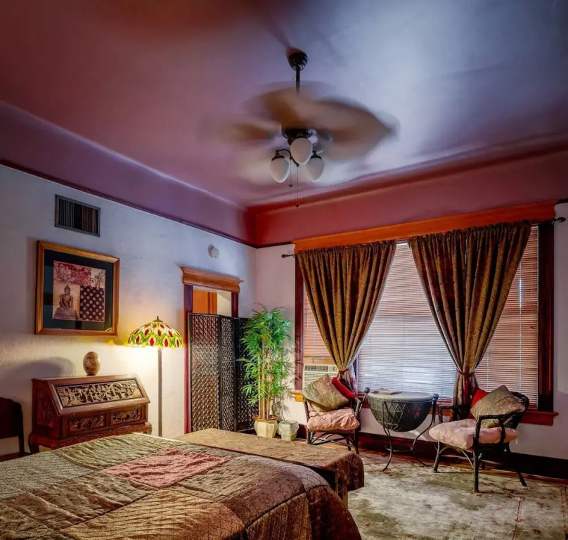 The Big Blue House Inn Boutique Hotel