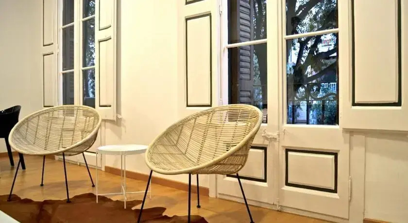KM Rocafort Apartment