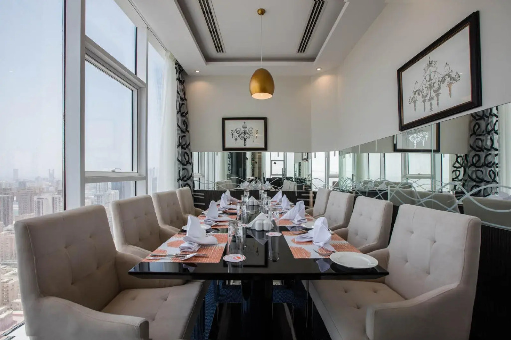 Orange Suites Hotel