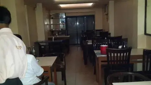 Hotel Rupasi Bangla