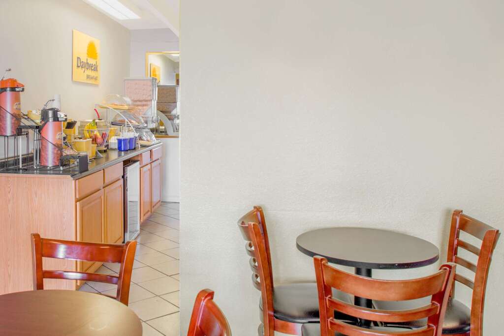 Days Inn by Wyndham Tallahassee University Center