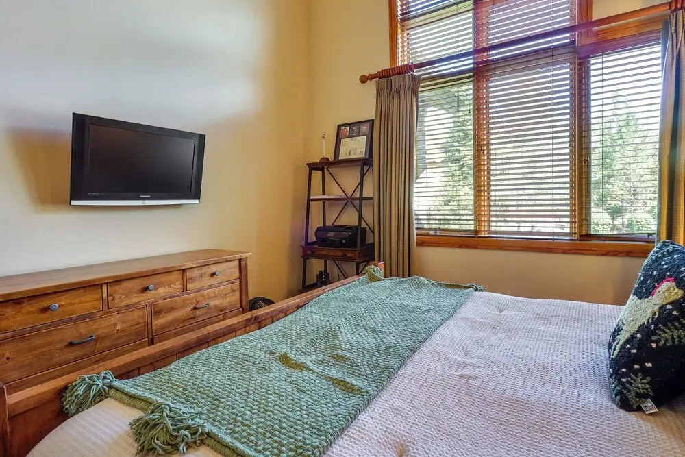 Park City Vacation Rental w/ Hot Tub & Patio!