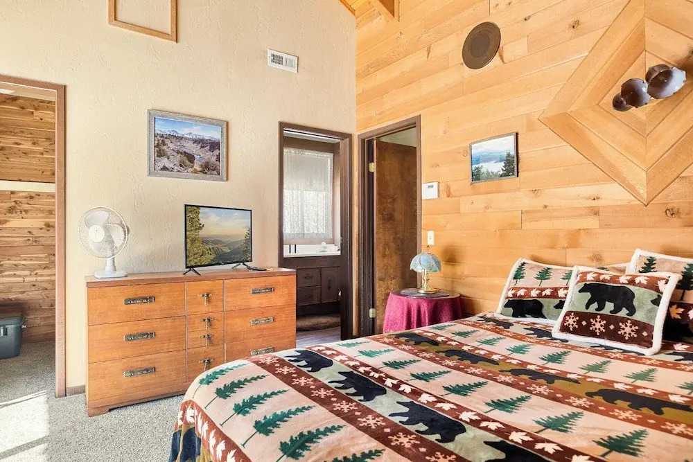 Blue Jay Chalet Unit#5