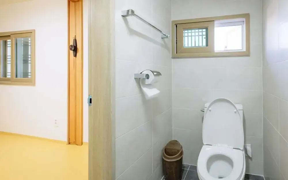 Daegu Seomun Hanok Guesthouse