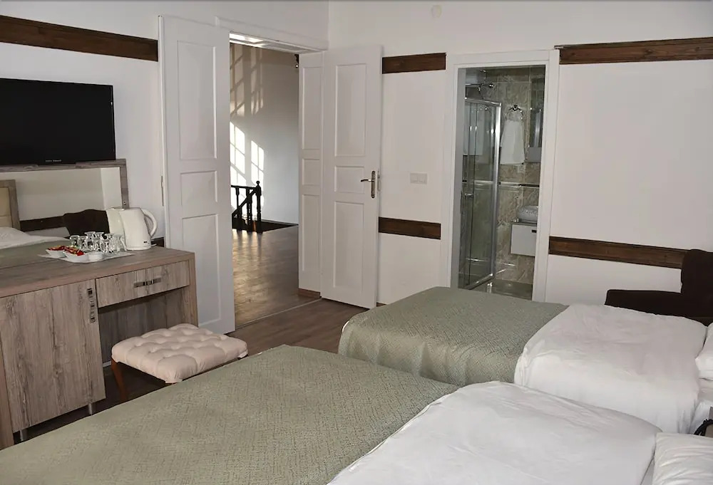 Ruby Hotel