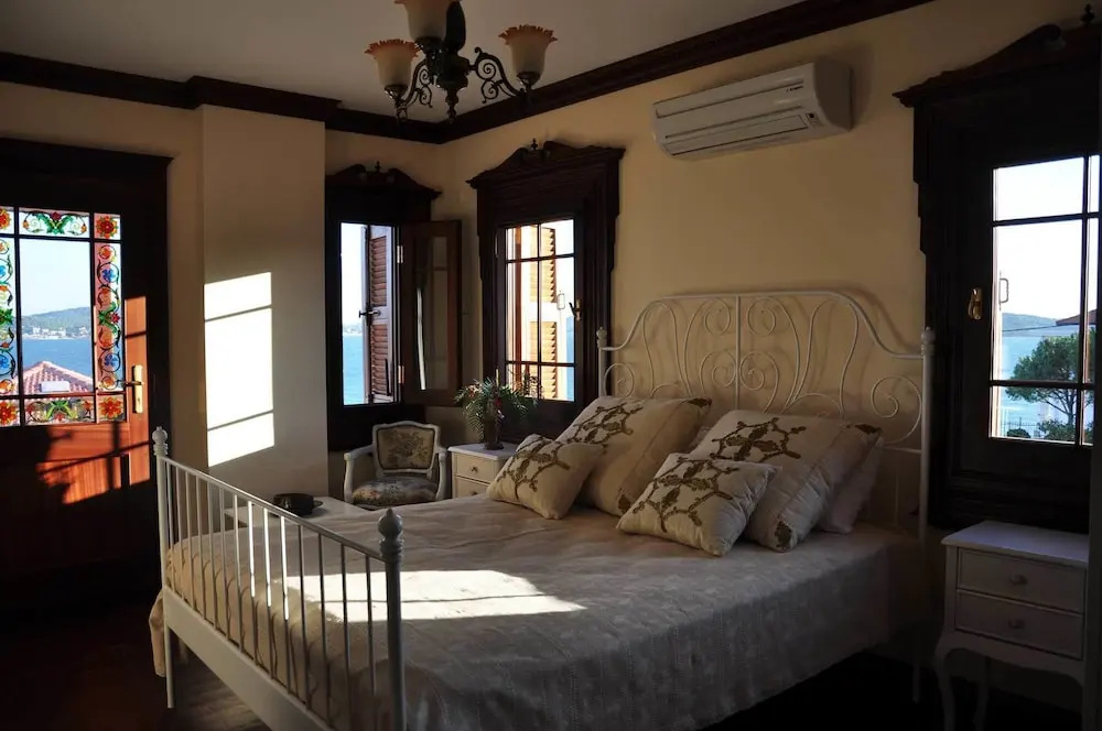 Cunda Sim Otel
