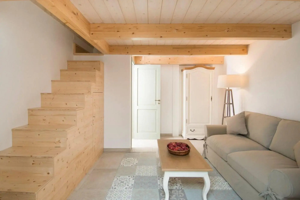 apartment in the center, ideal for couples, excellent location, possibility of parking-Dimora Via Vitti 1