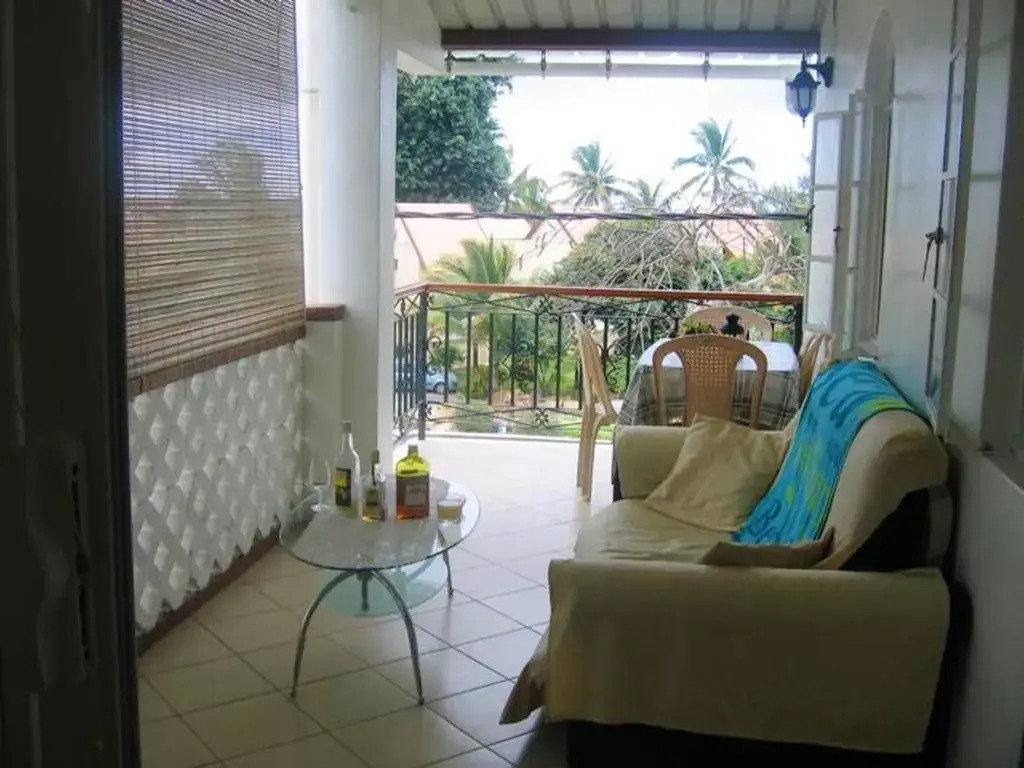 Apartment With 2 Bedrooms in Grand Gaube, With Wonderful sea View, Fur