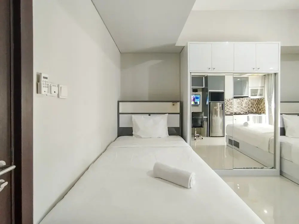Strategic And Comfy Studio At Skyland City Jatinangor Apartment