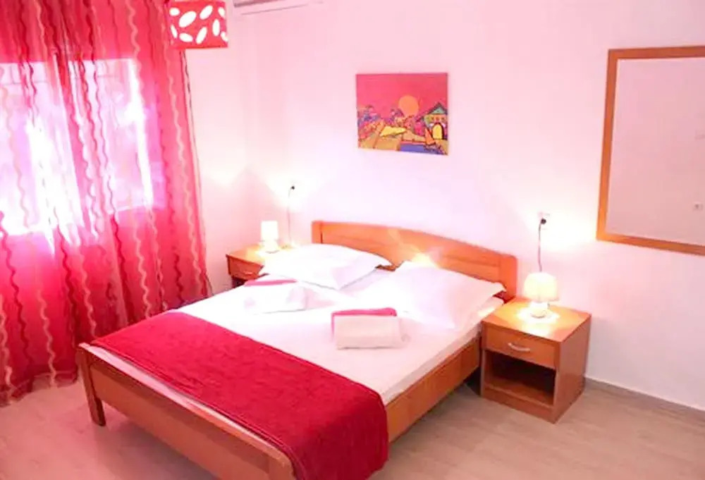 Apartment With 2 Bedrooms In Supetar With Wonderful Sea View Terrace And Wifi