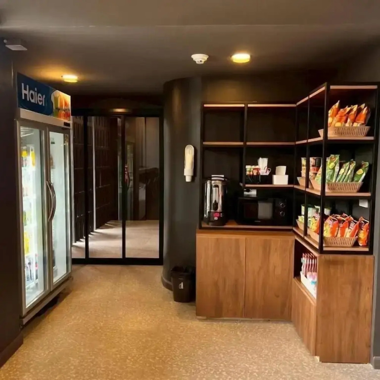 G9 HOTEL Kanchanaburi