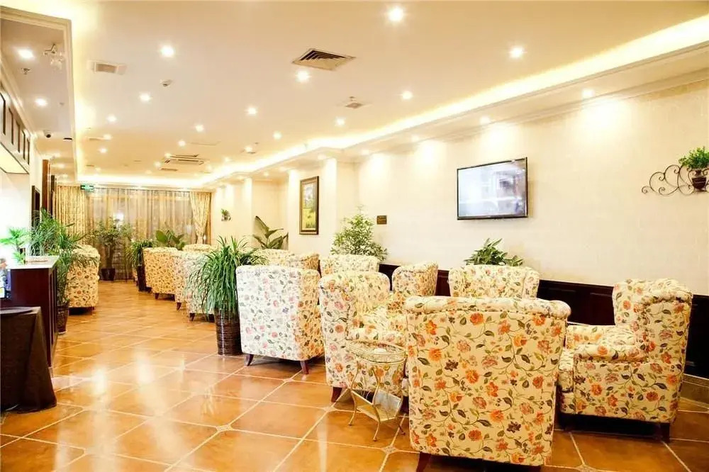 Chengdu Boyue Hotel Chunxi Road Branch