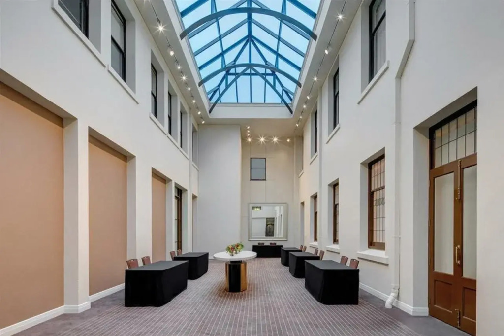 Rendezvous Hotel Melbourne