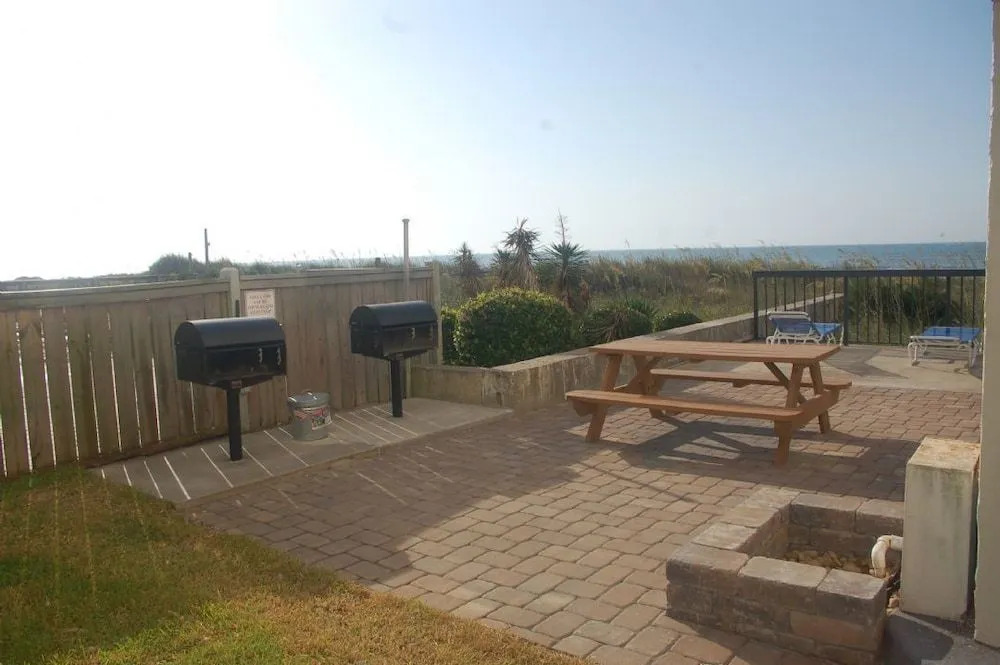 Crescent Towers I, Unit 403 - 1 Br Condo