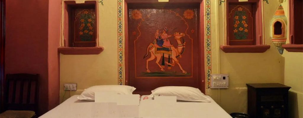 The Lake View Hotel- On Lake Pichola