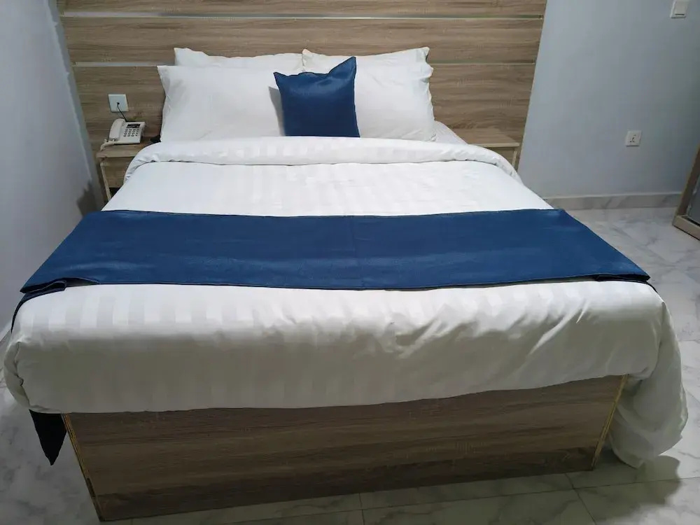 J Blitz International Hotel