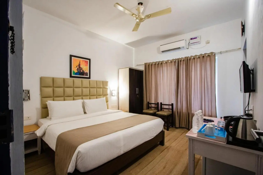 Hibis Hotels and Resorts