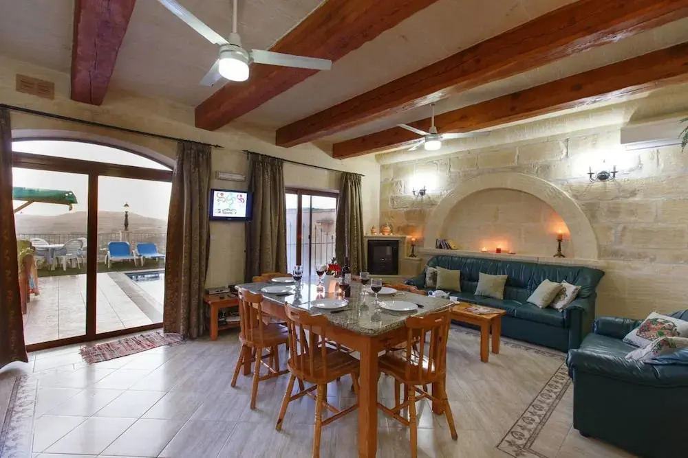 Ta Guljetta 4 Bedroom Villa With Private Pool
