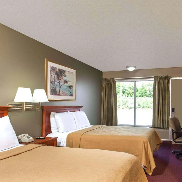 Knights Inn Lebanon
