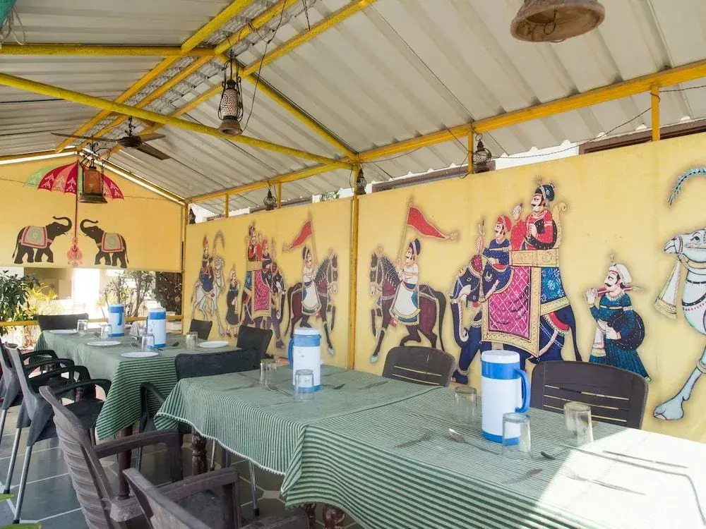 OYO 12250 Home Kesar Vilas near Trident Udaivilas
