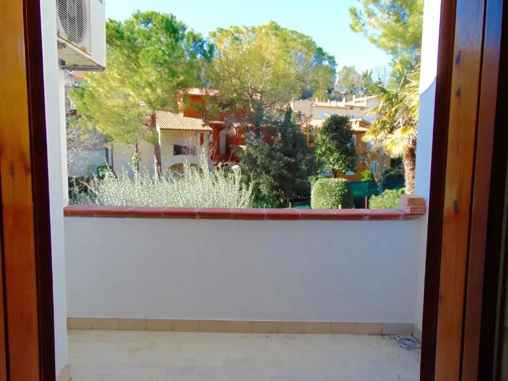S220 - Sirolo, Trilocale in Centro Con Terrazzo