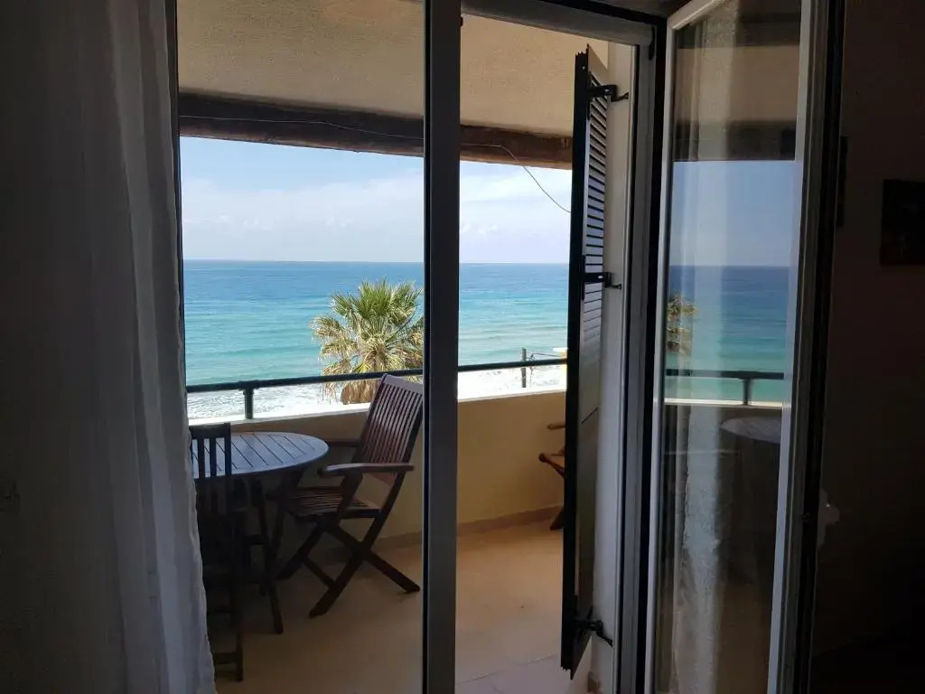 Glyfada Maisonette Aa2g 59