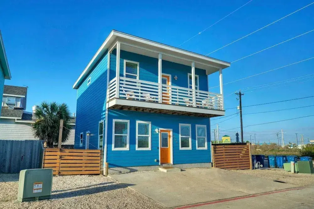 Private Pool+patio, Arcade Game, Walk to the Beach Ocean Devotion by Avantstay