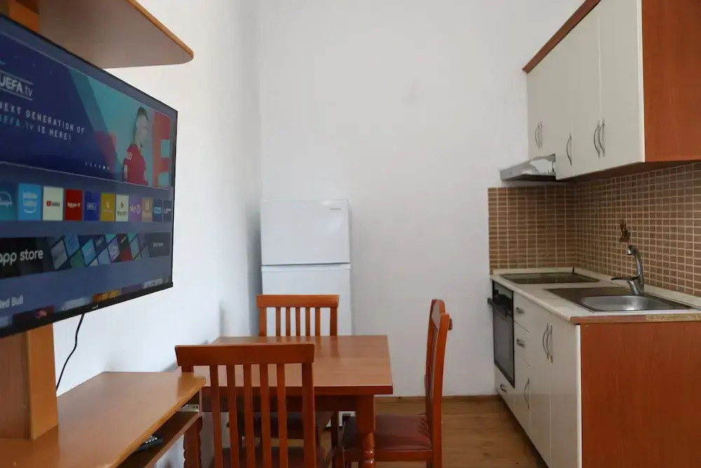Kalpazo Rental Hotel Tommy Durres