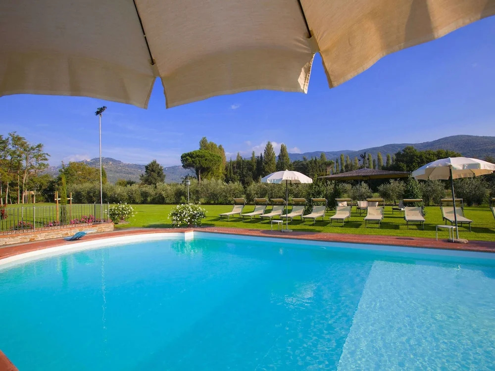 Agriturismo Near Cortona With Swimming Pool
