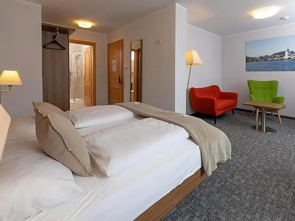 Seehotel im Weyer