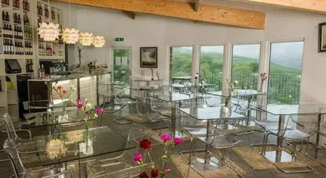 Holmfirth Vineyard