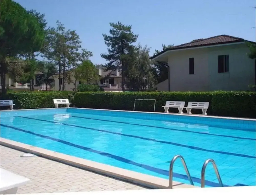 Charming Villa in the Heart of Porto S Margherita