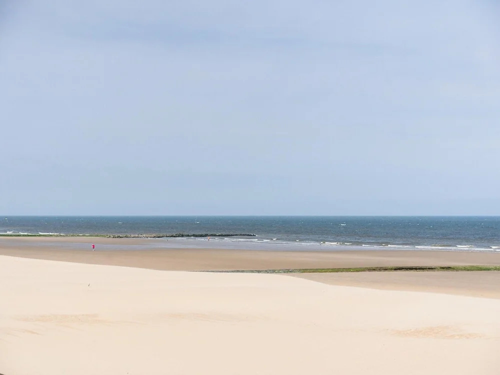 Le Boucanier - Omheinde stacaravan aan zee