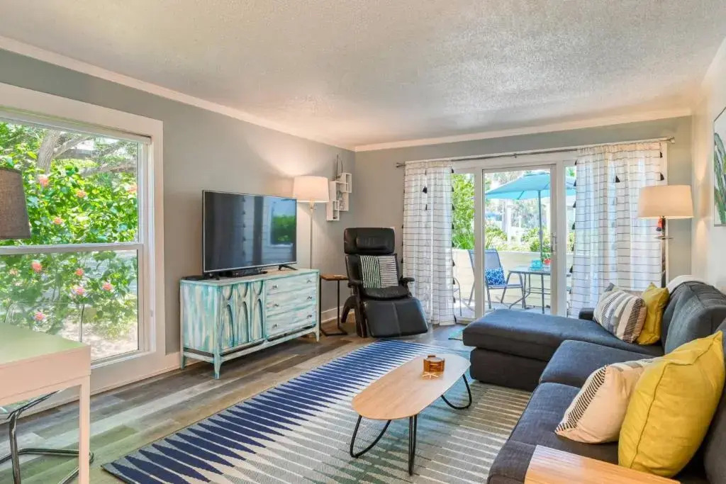 Island Palms Retreat