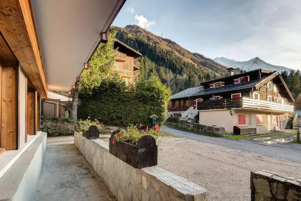 BIOLAY 2 - Alpes Travel - Central Chamonix - Sleeps 6