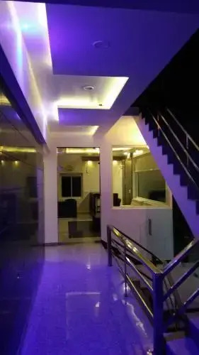 aster inn - near Taj Mahal