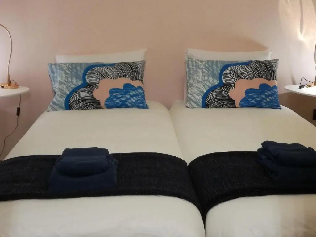 Airathens Suites