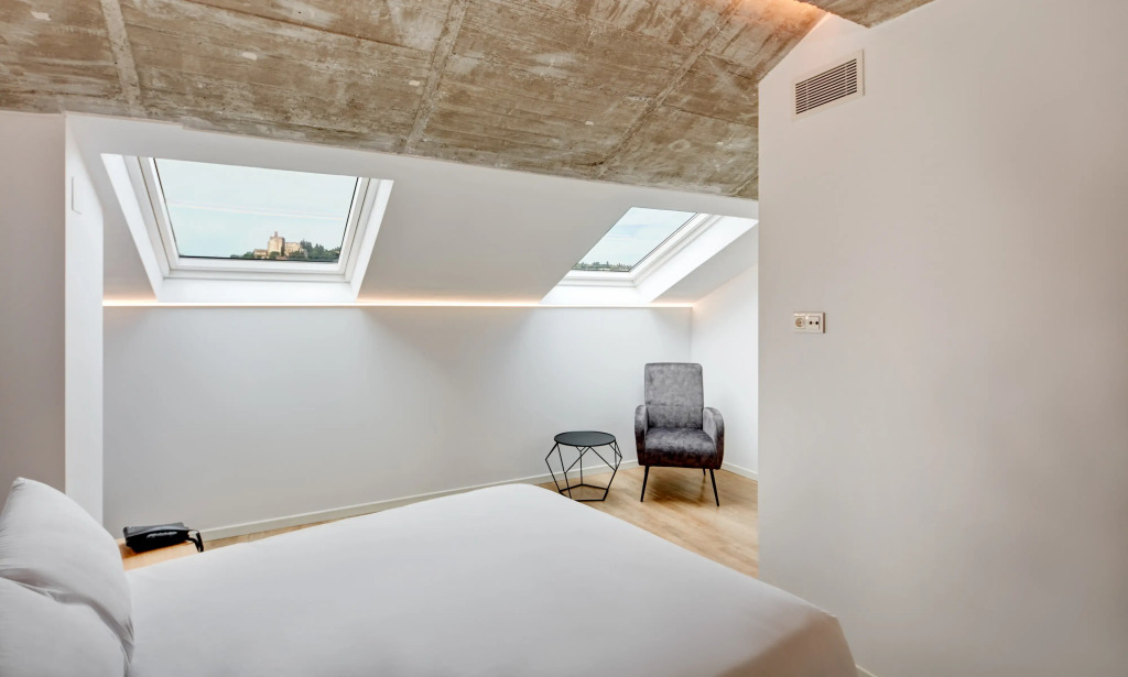 Sercotel Granada Suites