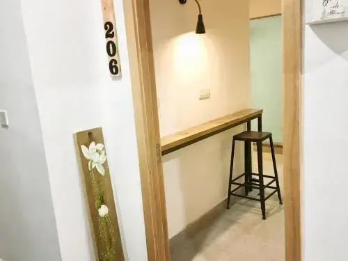 Hostel 27